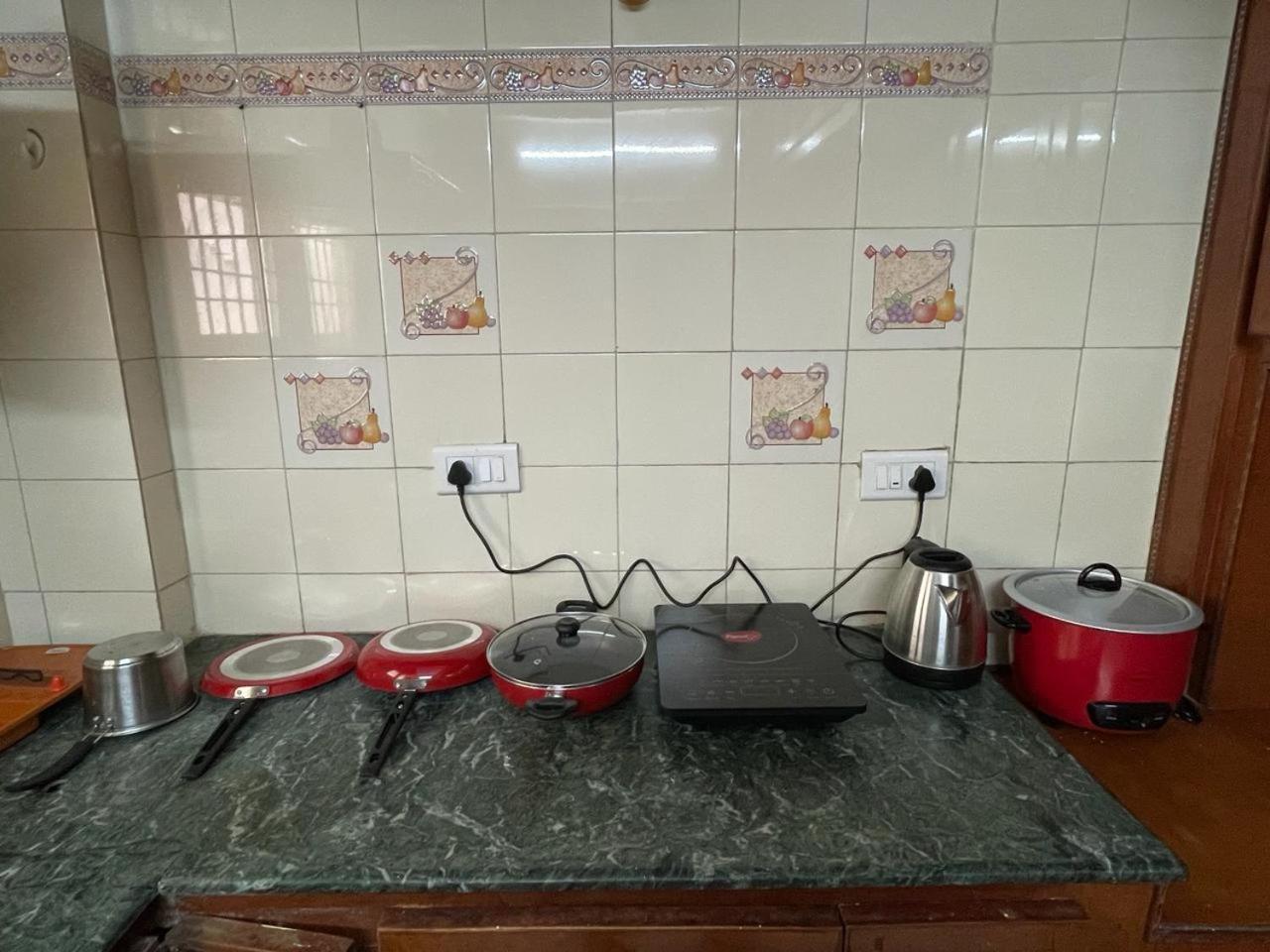 Servostay 5 Fully Furnished 2 Bhk Flats In Mvp Colony, Vizag Visákhapatnam Kültér fotó